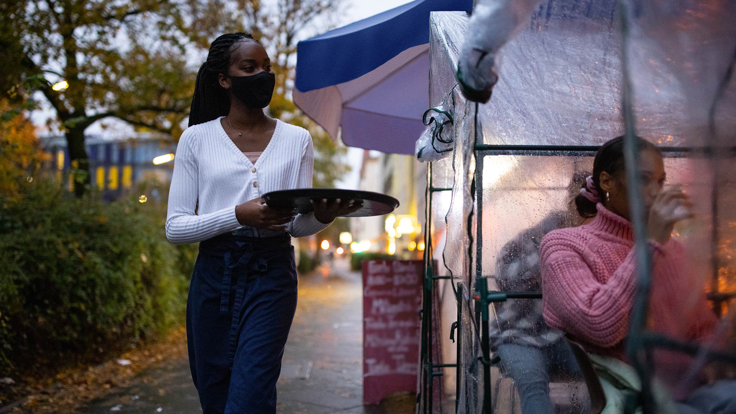 Lurching toward recovery in the ninth district key image