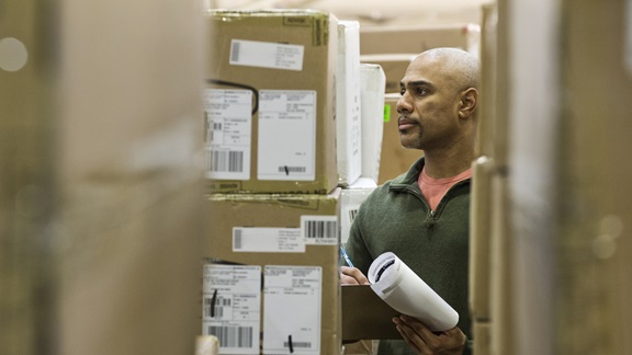 Fixing labor market rules that limit workers, key image