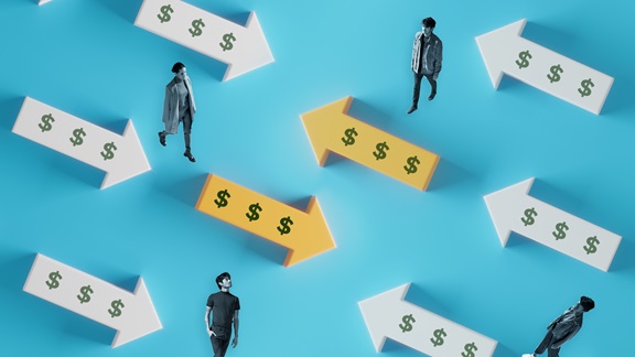 Arrows with dollar symbols pointing in opposing directions on a blue background