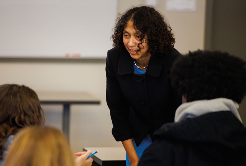 Simon in front of students