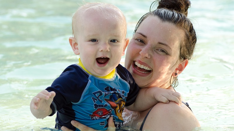 Engaging parents in their children's development, 1 column