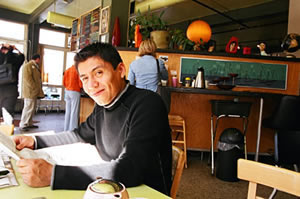Photo: Man in coffee shop