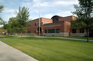Photo: Phoenix Elementary School, Grand Forks