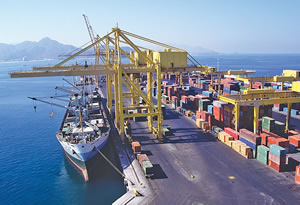 Image: Exports at shipyard