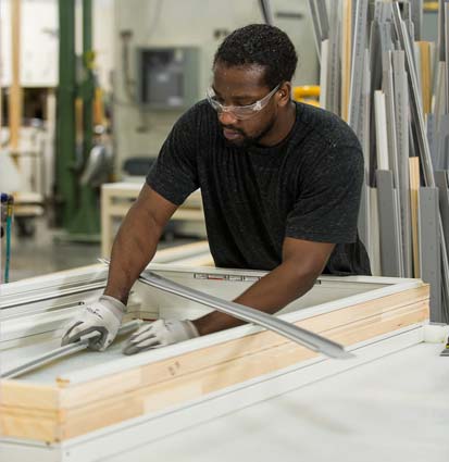 Donald Nunley of Eagan, Minn., has been working for Express Employment Professionals at Renewal by Andersen in Cottage Grove, Minn., since October 2013.