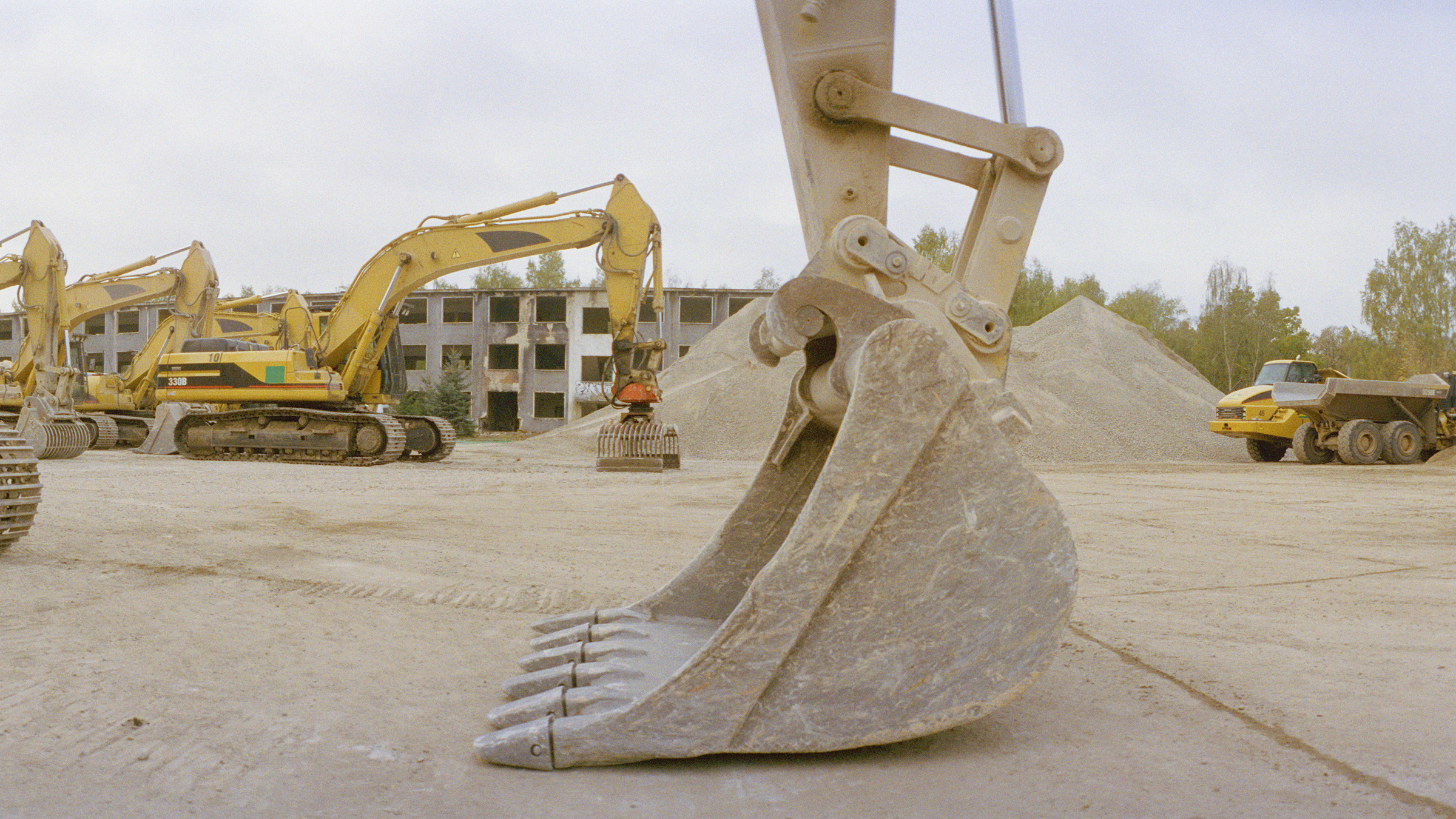 Construction impact: How COVID-19 is silencing the shovels 