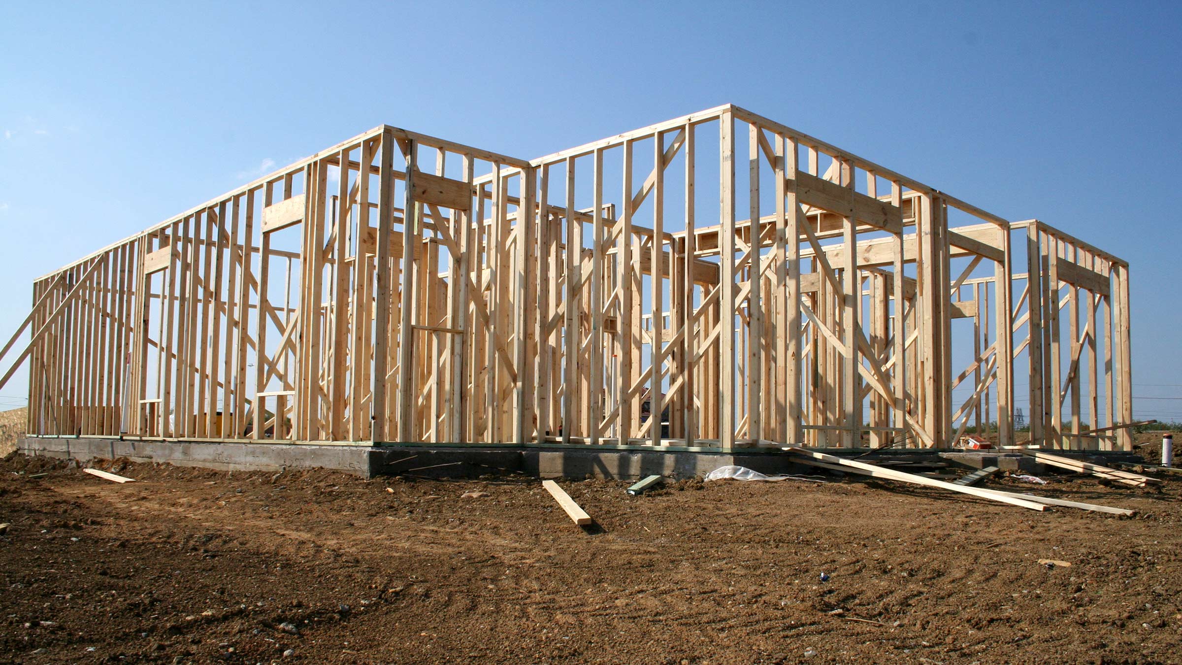 Survey: Sky-high materials costs hamper construction industry's recovery key image